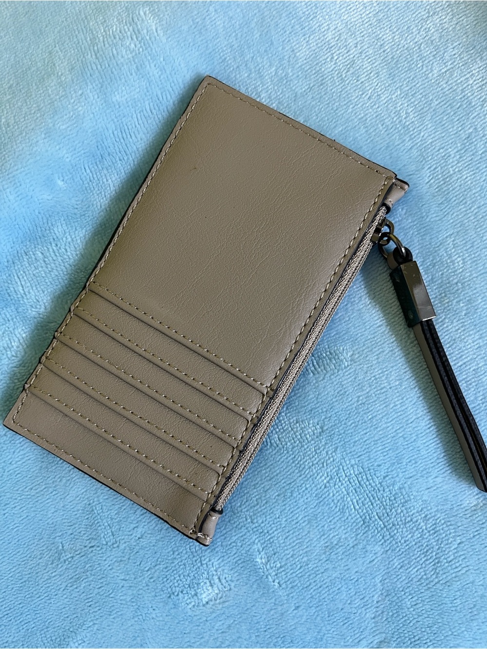 NEW Gray/Taupe Simply Vera Vera Wang Amboy Wallet, card holder